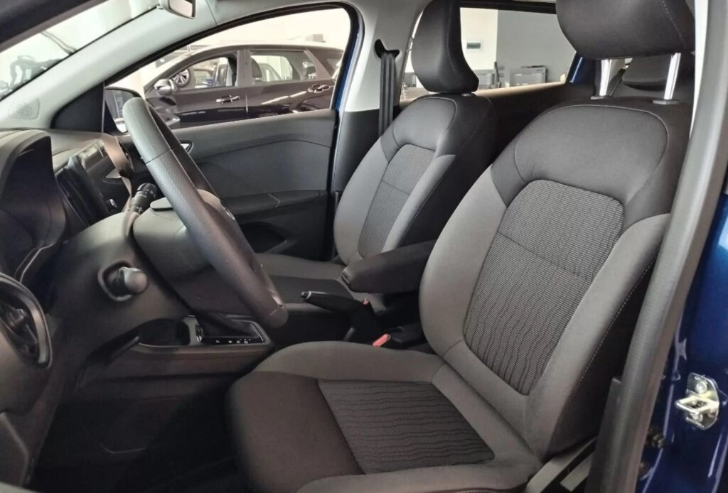 &#1055;&#1077;&#1088;&#1074;&#1086;&#1077; &#1079;&#1085;&#1072;&#1082;&#1086;&#1084;&#1089;&#1090;&#1074;&#1086; &#1089; Lada Iskra: &#1095;&#1077;&#1089;&#1090;&#1085;&#1099;&#1081; &#1074;&#1079;&#1075;&#1083;&#1103;&#1076; &#1085;&#1072; &#1086;&#1090;&#1077;&#1095;&#1077;&#1089;&#1090;&#1074;&#1077;&#1085;&#1085;&#1091;&#1102; &#1085;&#1086;&#1074;&#1080;&#1085;&#1082;&#1091;