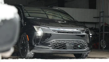 Рестайлинг принёс минивэну Chrysler Pacifica оптику в стиле Kia Carnival