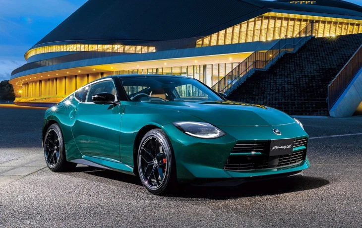 Обновлённый Nissan Z наконец-то представлен в Японии: МКП доступна на всех версиях