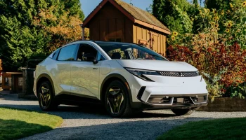 Mitsubishi Eclipse Sportback EV: намного дороже донорского и непопулярного Nissan Leaf