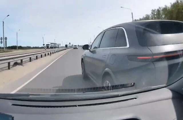  &laquo;Резко перестроился&raquo;: два авто столкнулись на выезде из Нижнего Новгорода
