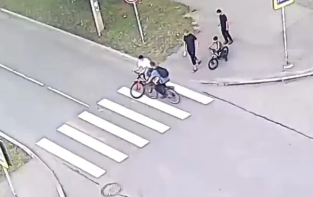  Два велосипедиста столкнулись в Бийске