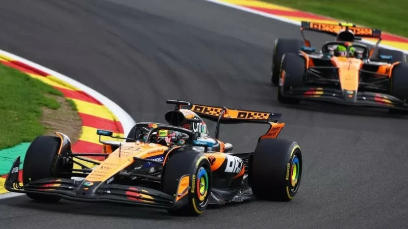 Оскар Пиастри выиграл Гран При Бельгии, McLaren оформила первый дубль в Спа с 1999 года