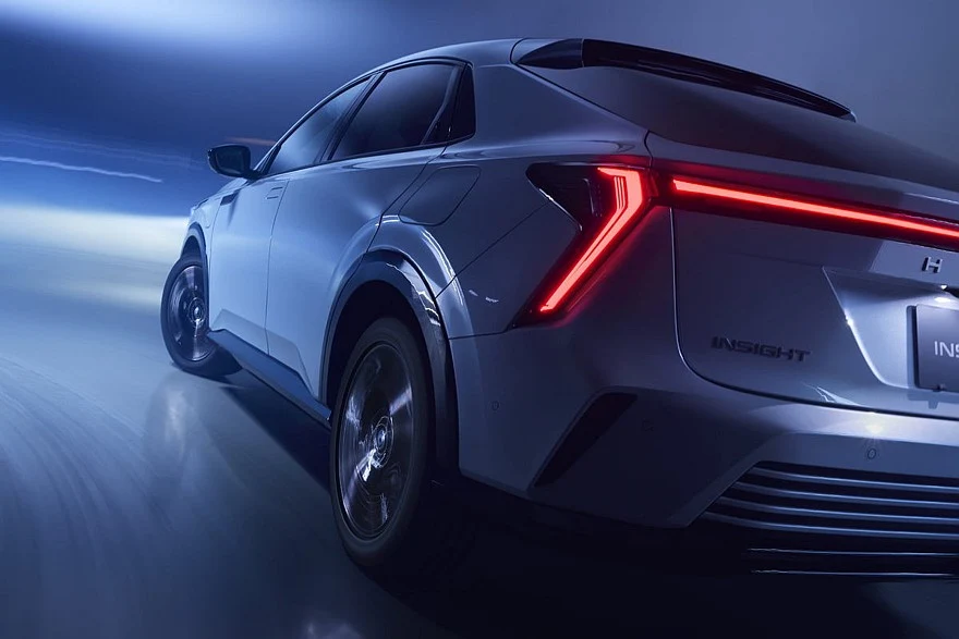 Новый электрокар Honda Insight для Японии, он же Honda e:NS2 для Китая