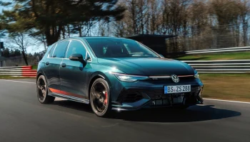 Volkswagen Golf GTI Edition 50: новый рекорд Нюрбургринга среди машин с передним приводом