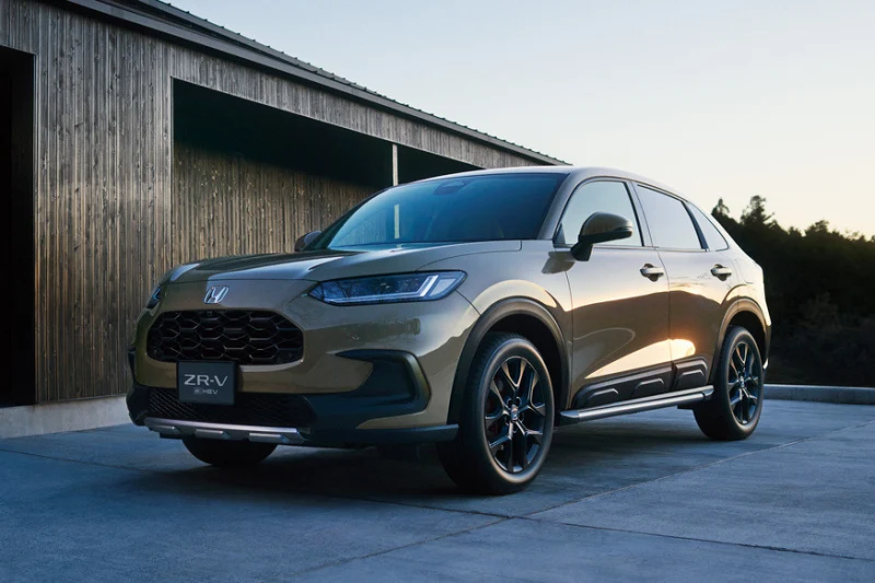Обновлённый кроссовер Honda ZR-V стартует в Японии с урезанной гаммой и подросшими ценами