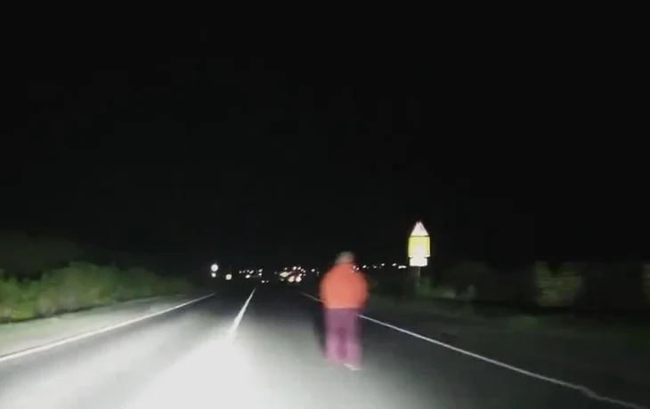  «Возвращалась домой от подруги»: автомобиль сбил женщину в чувашском селе