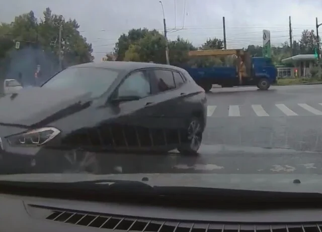  &laquo;Не справилась с управлением&raquo;: 5 человек пострадали в результате ДТП на перекрестке в Иванове