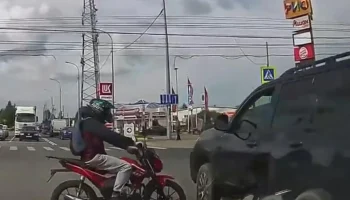  &laquo;Проехал на красный&raquo;: 36-летний мотоциклист оказался в реанимации в результате ДТП в Вологде