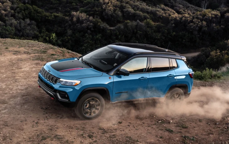 &laquo;Старый&raquo; Jeep Compass получил несколько обновок в 2027 модельном году