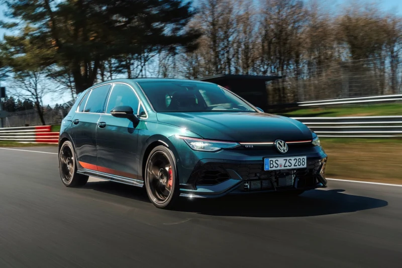 Volkswagen Golf GTI Edition 50: новый рекорд Нюрбургринга среди машин с передним приводом