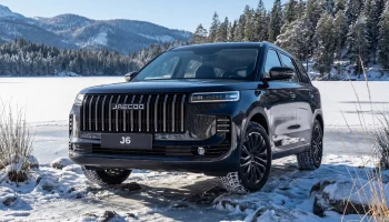 Кроссовер Jaecoo J6 выходит на российский рынок: комплектации и цены