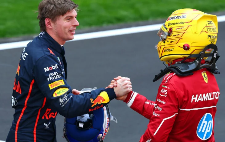 «Просто реакция на Сильверстоун». Хэмилтон поддержал Ферстаппена