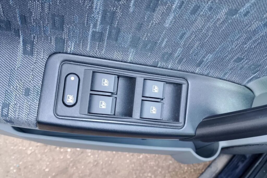 &amp;#171;&#1050;&#1072;&#1087;&#1089;&#1091;&#1083;&#1072; &#1074;&#1088;&#1077;&#1084;&#1077;&#1085;&#1080;&amp;#187;: &#1091;&#1085;&#1080;&#1082;&#1072;&#1083;&#1100;&#1085;&#1099;&#1081; &#1101;&#1082;&#1079;&#1077;&#1084;&#1087;&#1083;&#1103;&#1088; &#1043;&#1040;&#1047;-31105 &#1074;&#1099;&#1089;&#1090;&#1072;&#1074;&#1083;&#1077;&#1085; &#1085;&#1072; &#1087;&#1088;&#1086;&#1076;&#1072;&#1078;&#1091; &#1074; &#1056;&#1086;&#1089;&#1089;&#1080;&#1080;