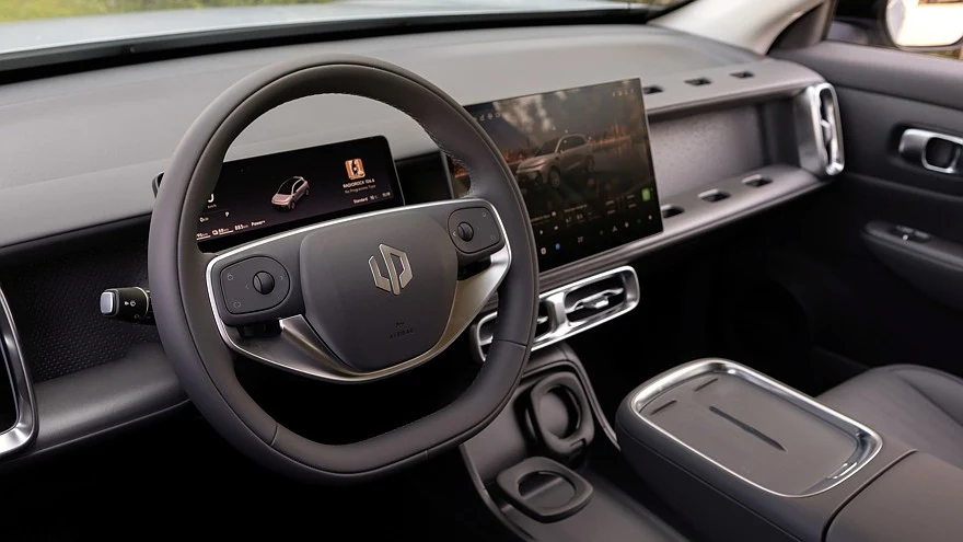 Plug-in гибридная версия Leapmotor B10 для Европы
