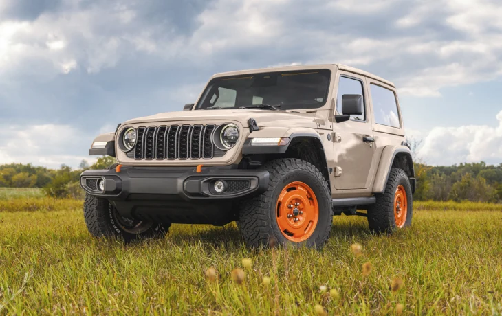 У внедорожника Wrangler появилась спецверсия с отсылкой на первый гражданский Jeep
