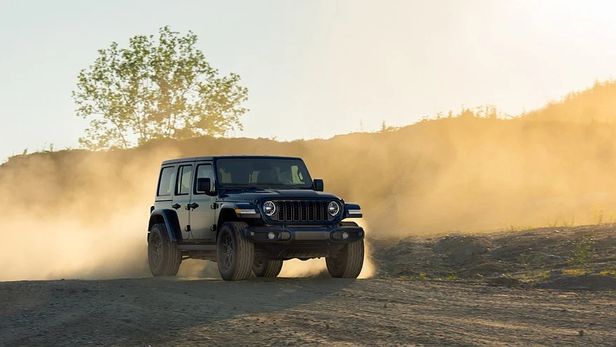 На фото: Jeep Wrangler Smoky Mountain Edition