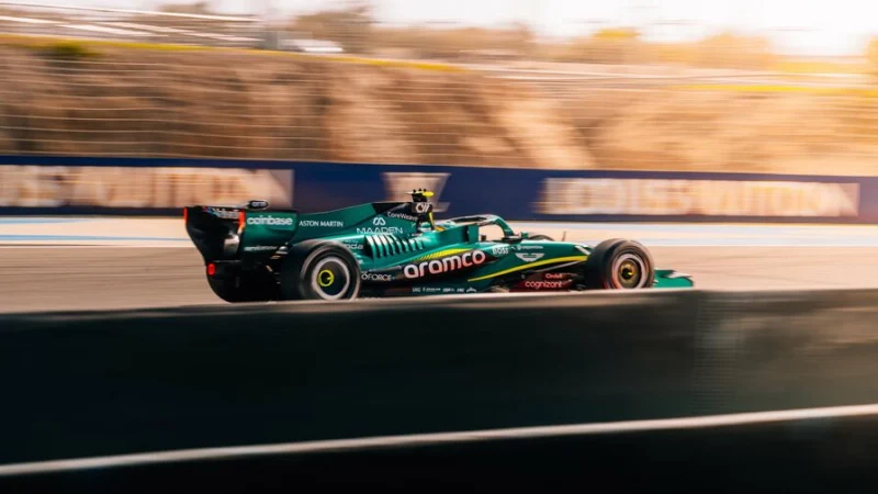 &laquo;Отстаём на четыре секунды&raquo;. Стролл жёстко раскритиковал машину Ньюи