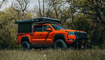 Пикап Nissan Frontier превратился в дом для автопутешественников