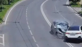  BMW и Honda столкнулись в Краснодаре: пострадали четверо