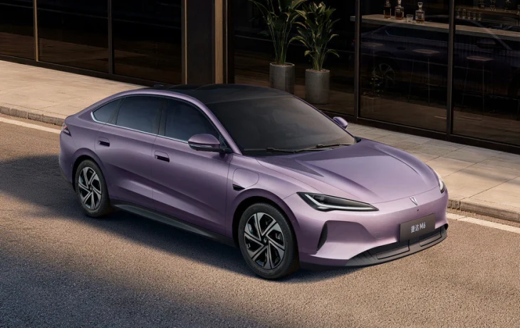 Новый седан Jetta M6 показал свой интерьер: без сюрпризов