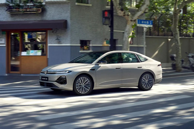Седан Volkswagen ID.Era 5S выходит на рынок &ndash; сразу со скидками