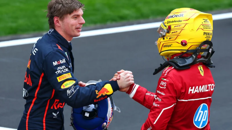 «Просто реакция на Сильверстоун». Хэмилтон поддержал Ферстаппена