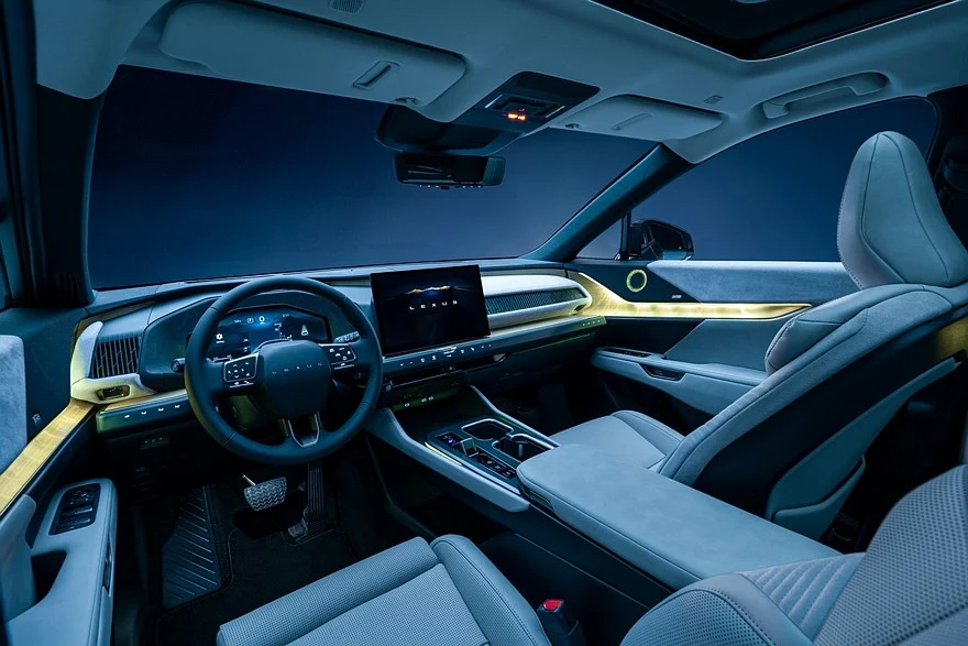 Lexus TZ для США
