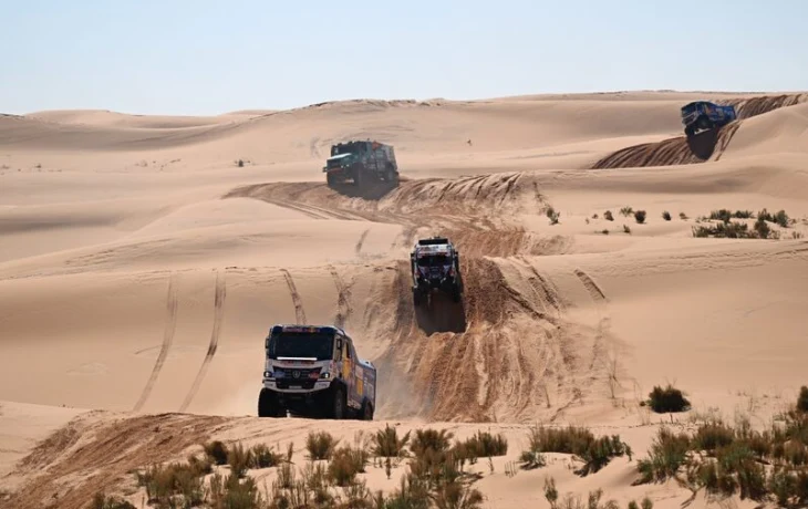 «Выигрывают и зарабатывают деньги». Эдуард Николаев – о «Дакаре» без КАМАЗа