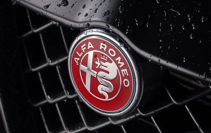 Alfa Romeo готовит к скорой презентации новый концепт с именем Cuorerosso