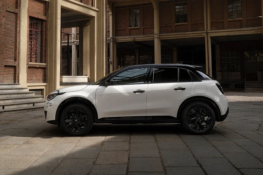 Бензиновый Fiat 600 Street