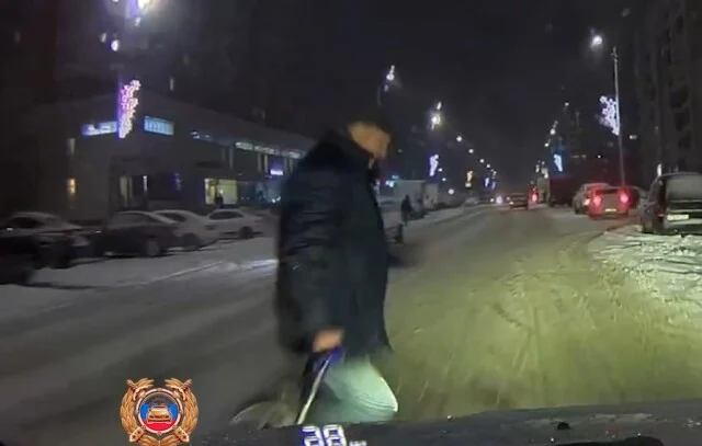  В Архангельске пенсионер переходил дорогу в неположенном месте и попал под колеса &laquo;Лады&raquo;