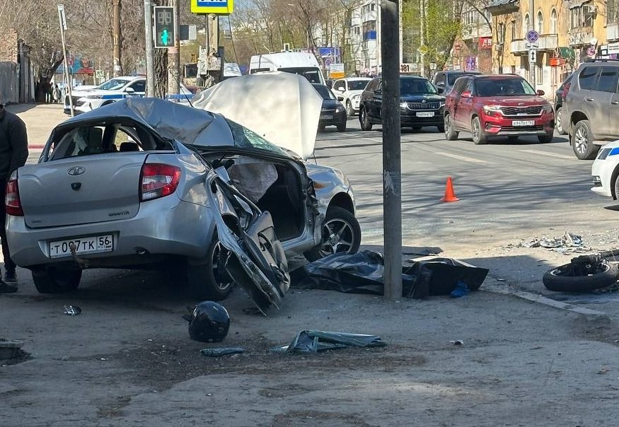 В Самаре водитель автомобиля «Лада Гранта» поворачивал налево и не пропустил мотоцикл