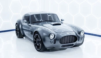 AC Cobra GT Coupe показался в серийном виде: карбоновый кузов и только двигатель V8