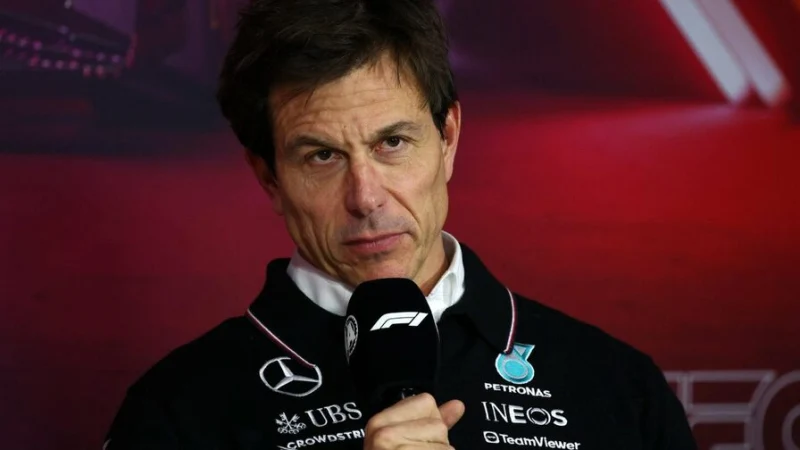 Тото Вольф назвал преимущество Mercedes от уловки с мотором