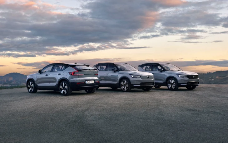 Компактные кроссоверы Volvo XC40, EX40 и EC40 пережили долгожданный рестайлинг