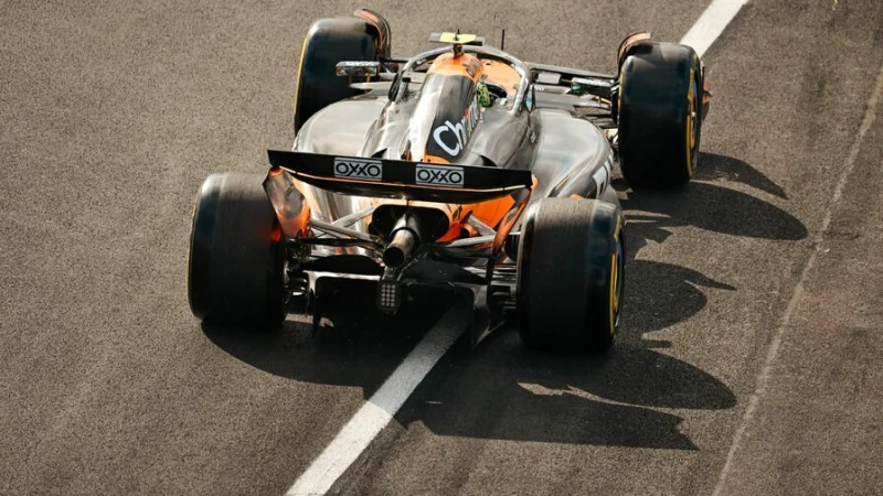 Норрис быстрее всех во второй тренировке Ф1 в Венгрии, Aston Martin в топ-5 двумя машинами