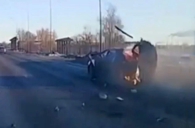  «Курение убивает»: в Набережных Челнах на ходу взорвался китайский автомобиль