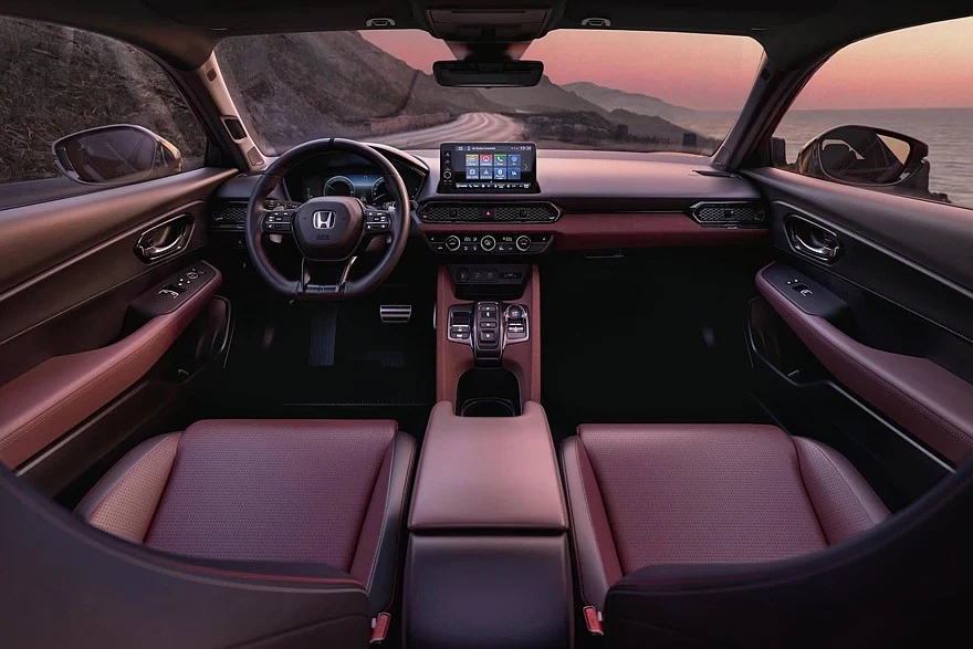 На фото: салон Honda Prelude Limited Edition (версии для европейского рынка)