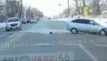  В Курске водитель кроссовера выезжал со второстепенной и подбил &laquo;Ладу&raquo;