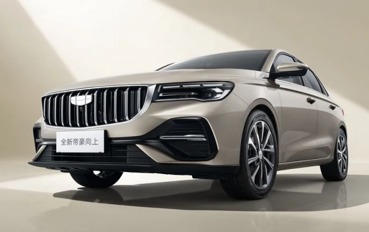 Geely обновила Emgrand предыдущего поколения: другой дизайн и кое-что ещё