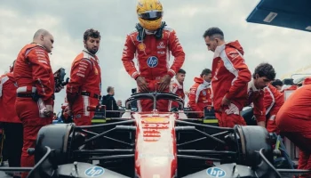 &laquo;Ferrari заслуживает уважения&raquo;. Алези раскритиковал Хэмилтона