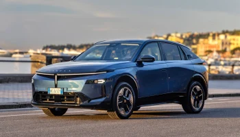 Новая Lancia Gamma: старт продаж в Италии, есть полноприводная версия HF Integrale
