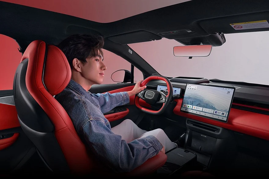 Прежний Lynk &amp; Co Z20