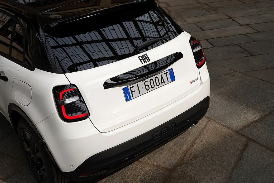 Бензиновый Fiat 600 Street