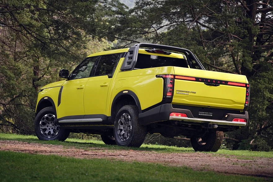 Nissan Frontier Pro PHEV для Мексики