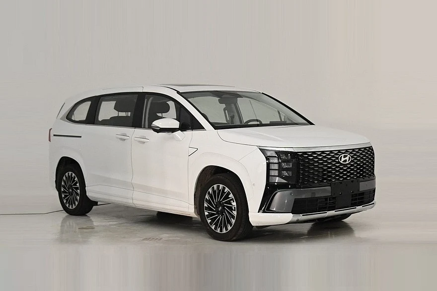 Обновленный Hyundai Custo