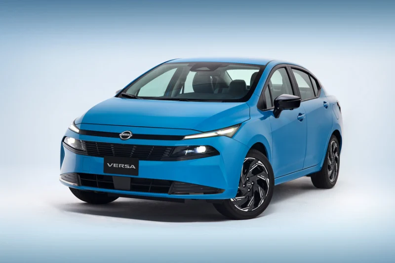 Бюджетный седан Nissan Versa, он же Almera и Sunny: новый имидж и старый мотор