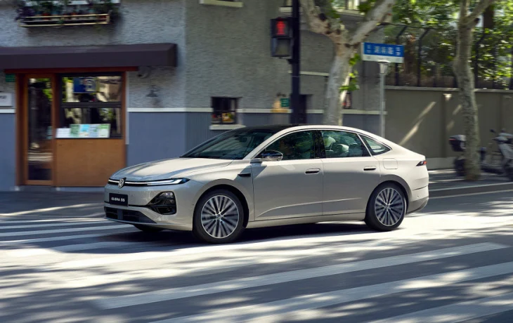 Седан Volkswagen ID.Era 5S выходит на рынок &ndash; сразу со скидками