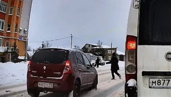  В Чувашии женщина выбежала на дорогу и попала под колеса автомобиля